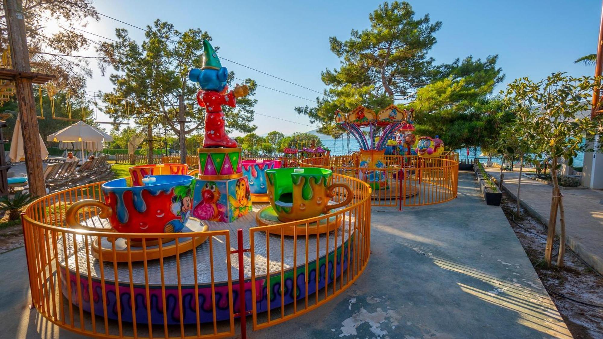 Long Beach Club Nature Акбюк Екстериор снимка