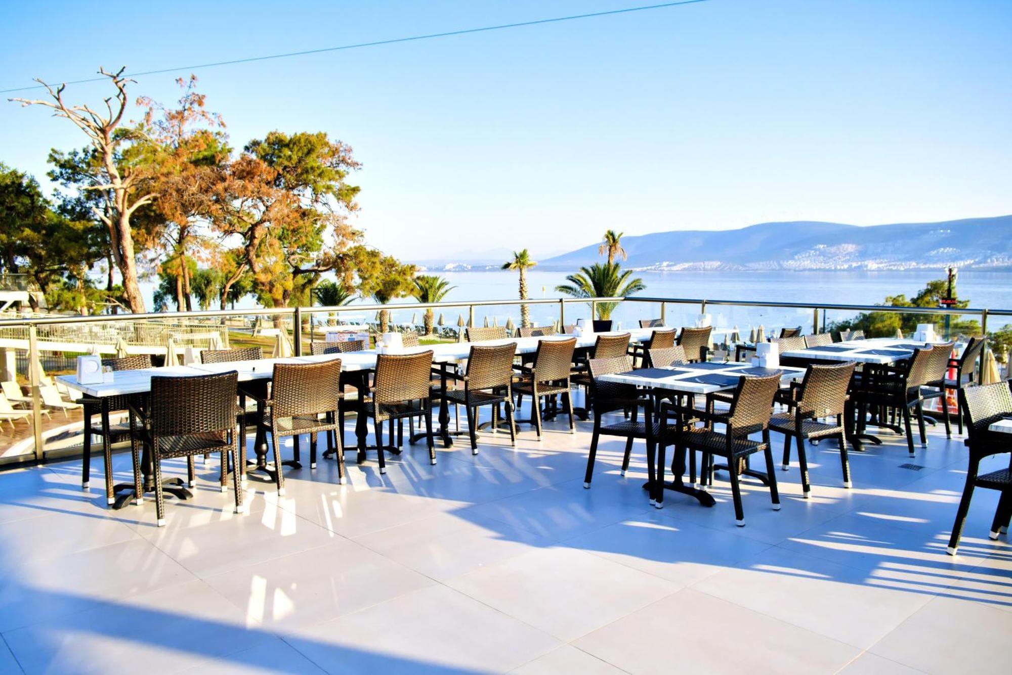 Long Beach Club Nature Акбюк Екстериор снимка